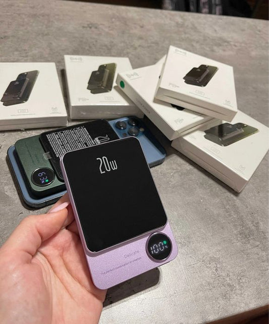 AINMO® | Magnetic Wireless Powerbank